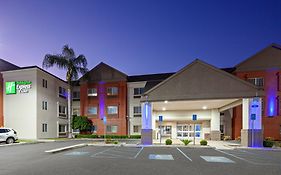 Charter Inn And Suites Tulare